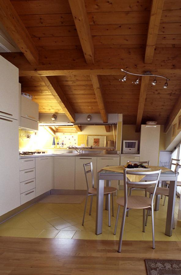 Residence Darsena Cattolica Esterno foto